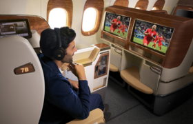 阿联酋航空ice机上娱乐系统带球迷尽享赛事精彩时刻