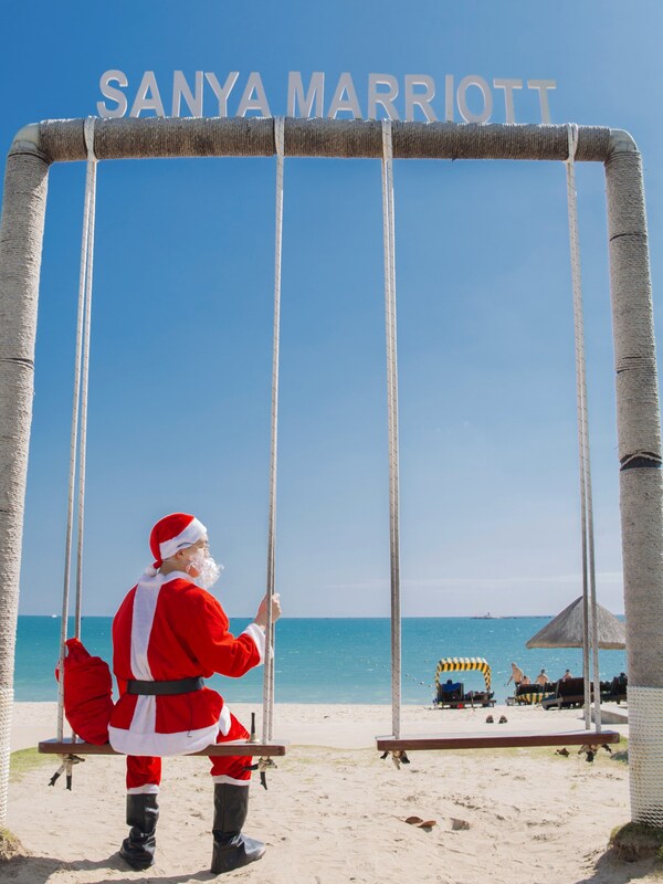 三亚亚龙湾万豪度假酒店开启圣诞跨年盛宴，点亮滨海假日精彩时光